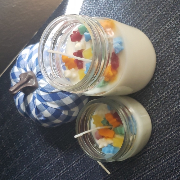 Gummy bear candles - Picture 1 of 3